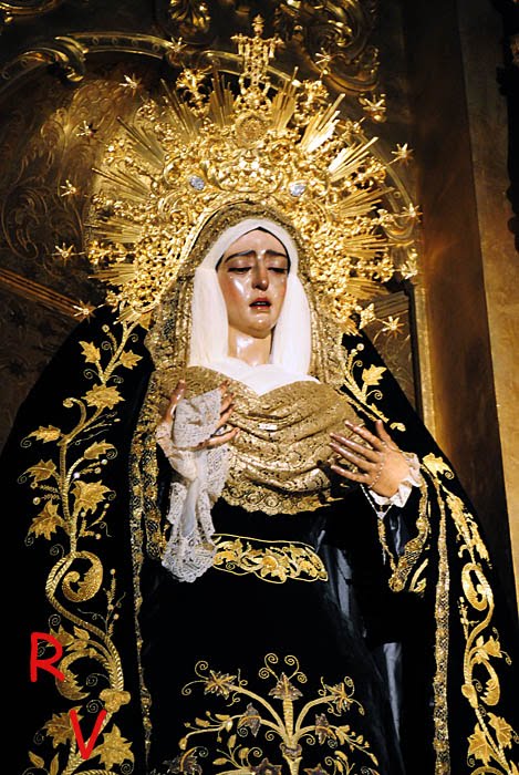 [2009encarnacionluto2.JPG]