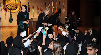 Saudi Girls on Tennessee Guerilla Women  Hillary Meets Saudi Women