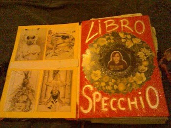 [libro+specchio+aperto.jpg]