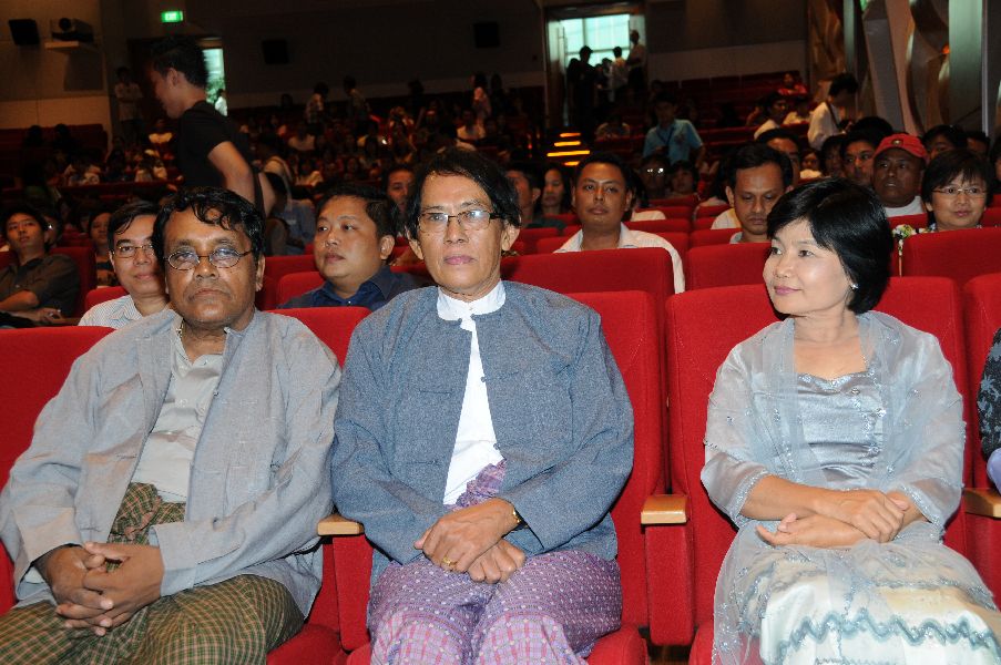 [SG-BUR-LIT-001.jpg]