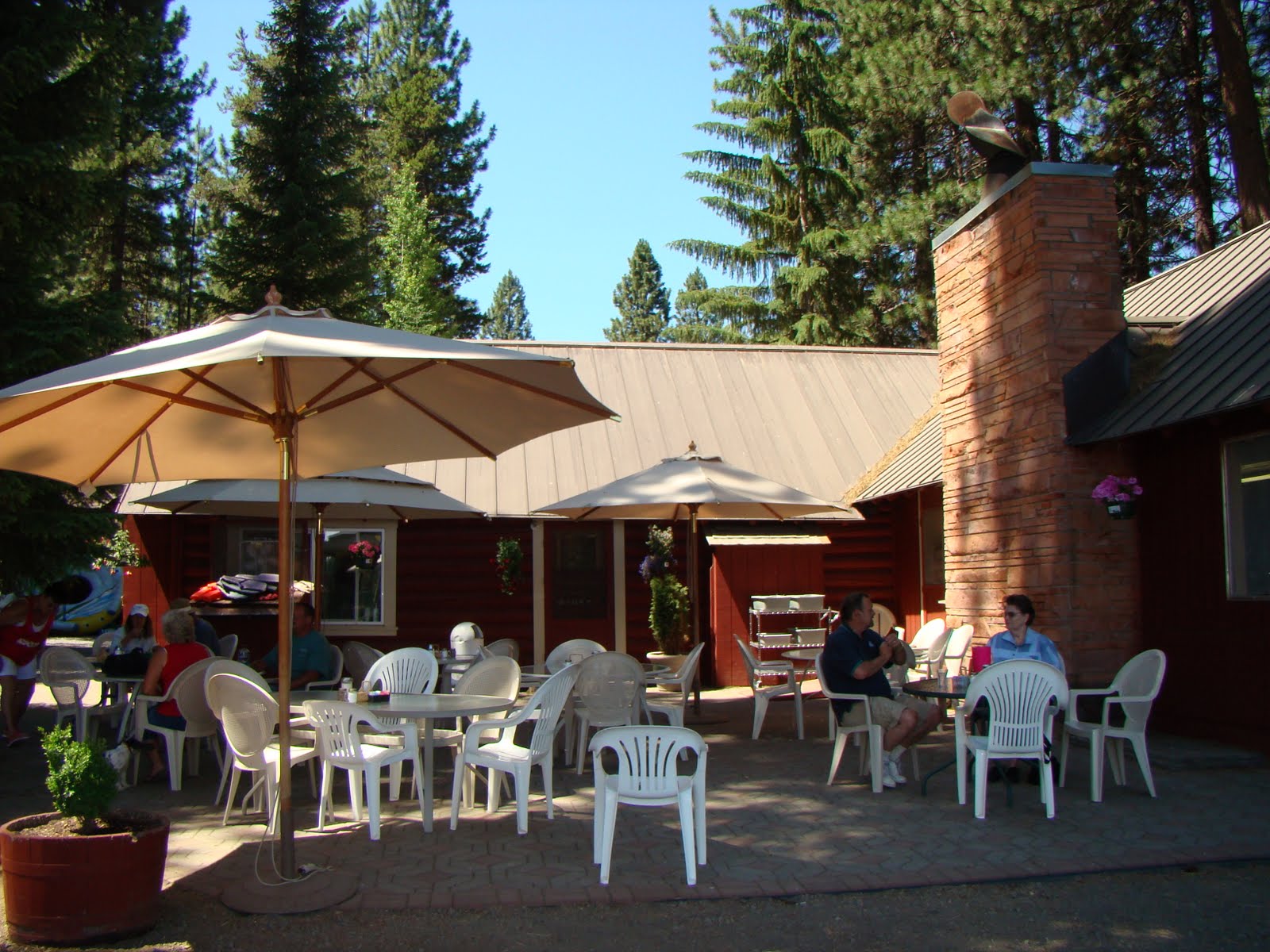 Central Oregon North Twin Lake, Twin Lakes Resort and Crane Prairie Resort
