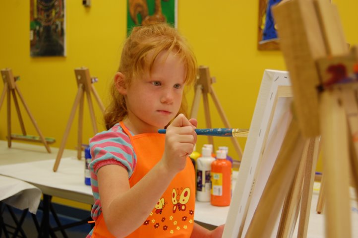 [painting+livvie+1.jpg]