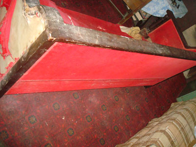 [sofa-antique-before-refinishing.jpg]