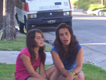 qe raro nosotras hablando, te amo