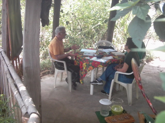 [Passando+conhecimentos.JPG]