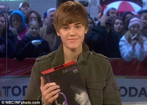 justin bieber headphones. To forever: Justin Bieber