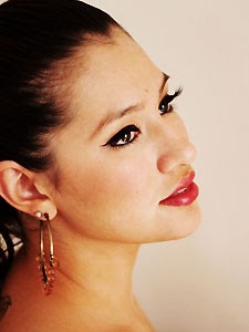 La colombiana Tara HoyosMartínez nueva Miss Gran Bretaña Blumuneando