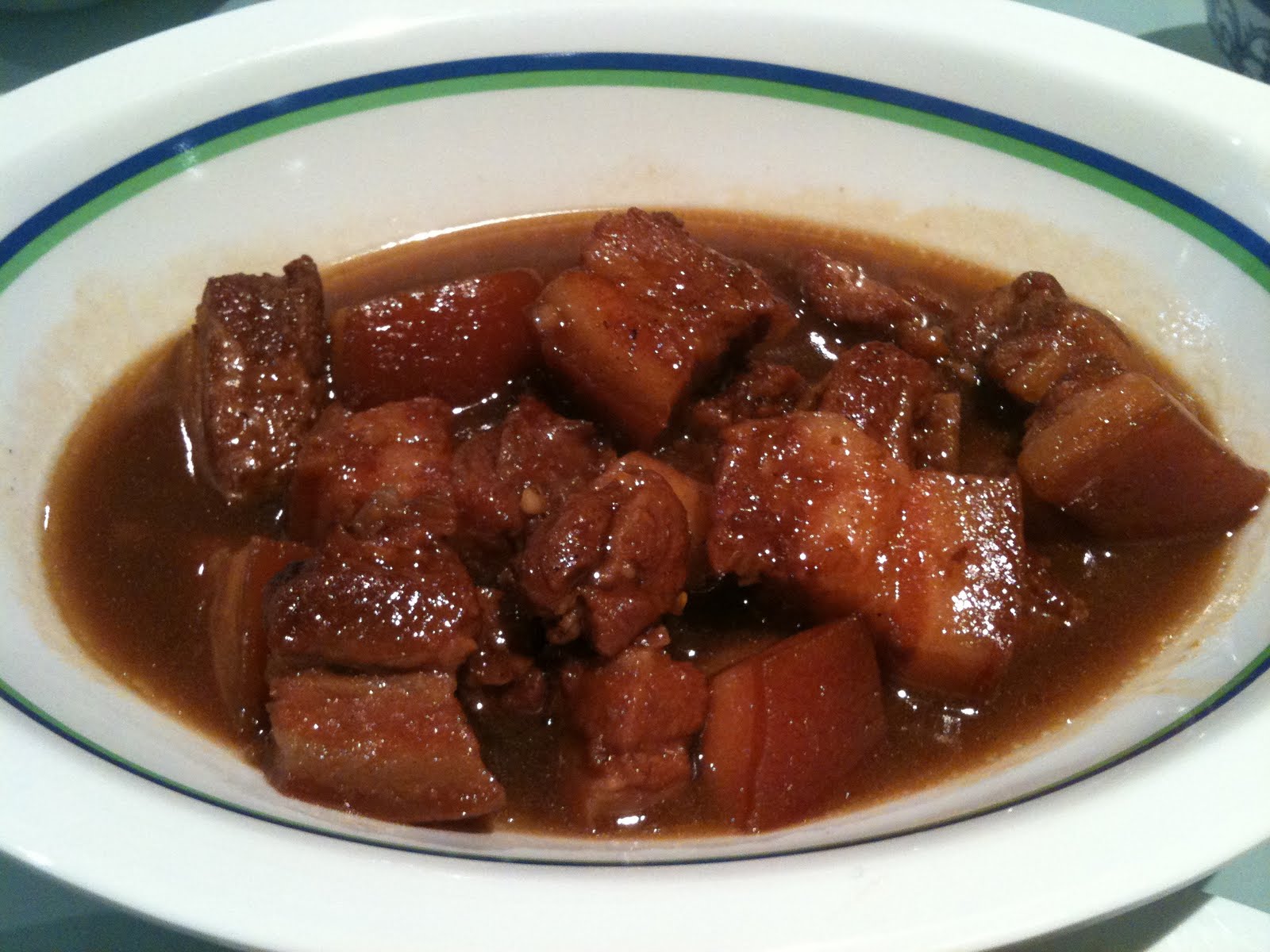 Kenapa Babi Kecap &amp; RW Dipilih Sebagai Tambul Buat Cukrik