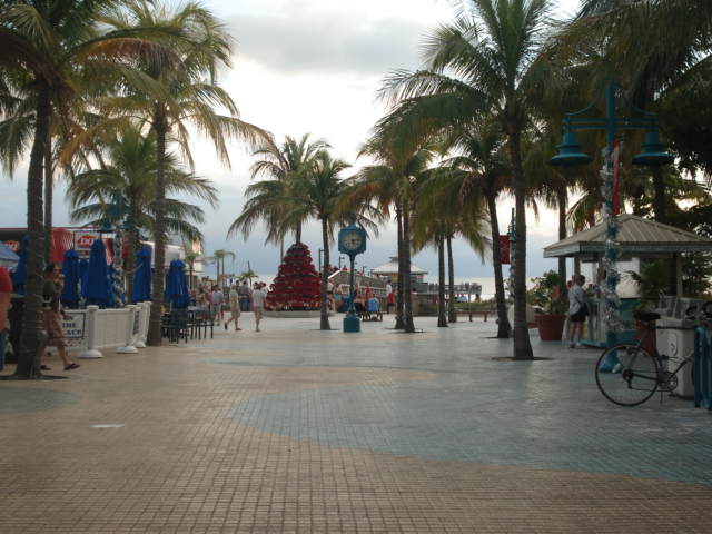 [Fort+Myers+Beach+(1).jpg]