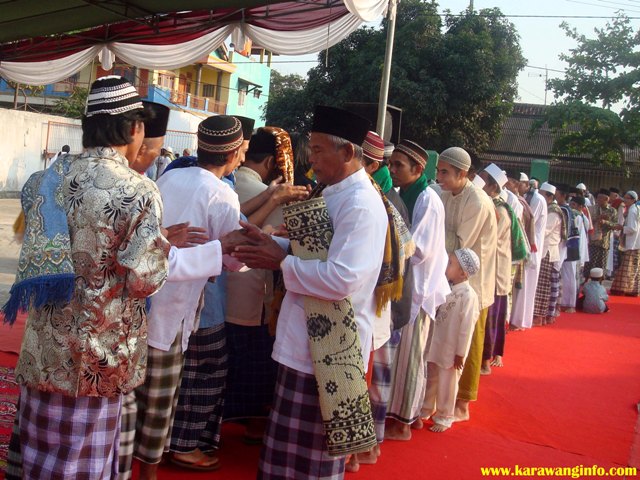 tugas sosiologi artikel nilai dan norma serta gambar