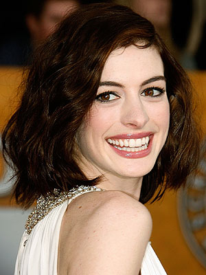 anne hathaway as catwoman