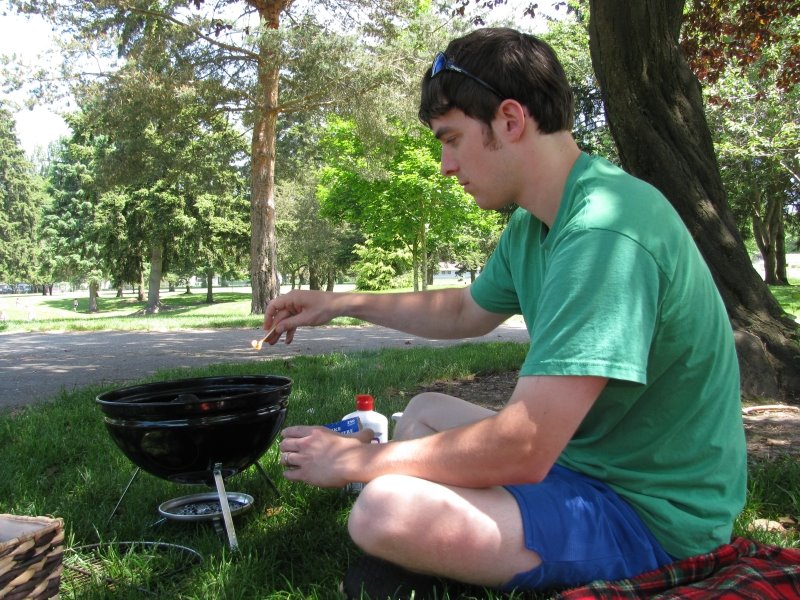 [grilling+Eric.jpg]