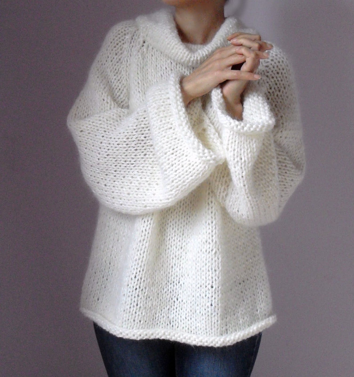 SILVIA66 Hand Knitted Sweater with long Sleeves (luxury)