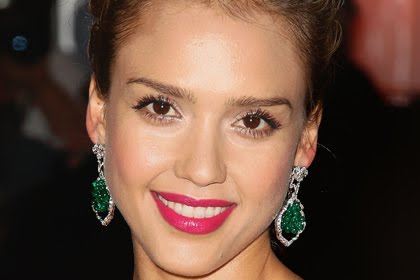 Pink Lipstick Celebrity
