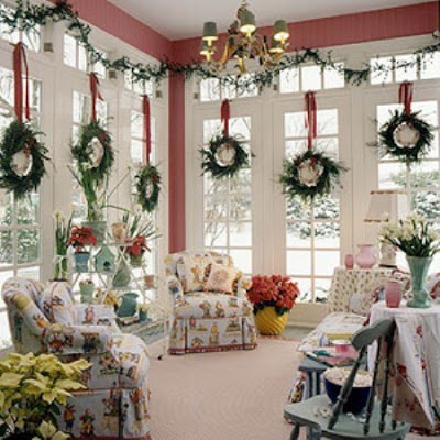 Willow Decor: Holiday Decorating - Wreaths in Every Window