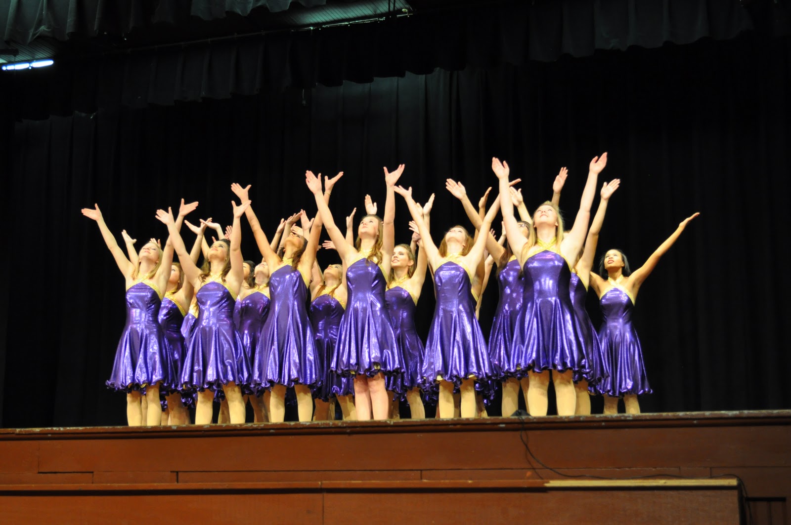 Southeastern Performance Apparel Marianna High School Show Choir in Sensations Show Choir Apparel