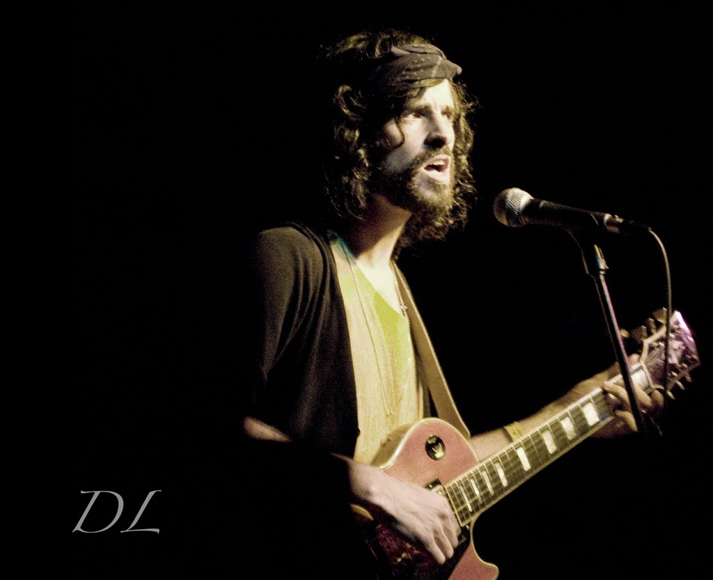 [devendra1.jpg]