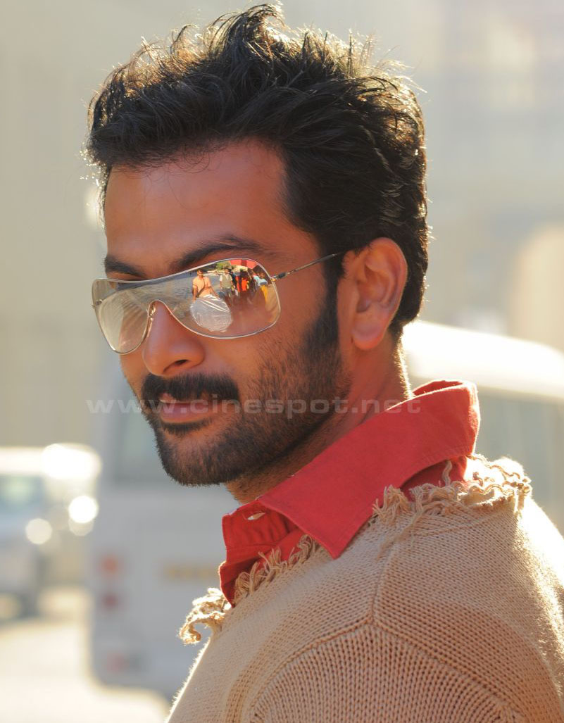 malluactor: Prithviraj hot photo gallery