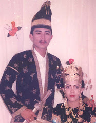 Pakaian Adat