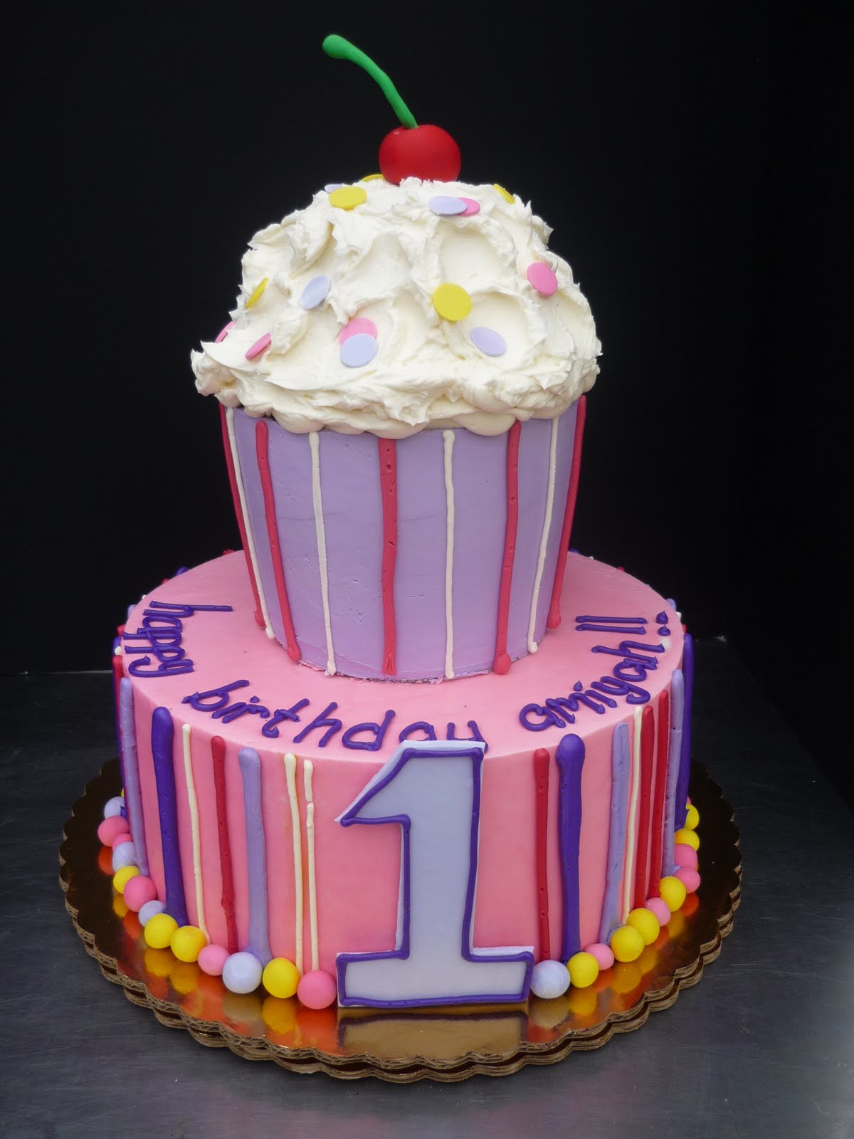 Giant Cupcake Cake for a First Birthday - Around the World in 80 Cakes