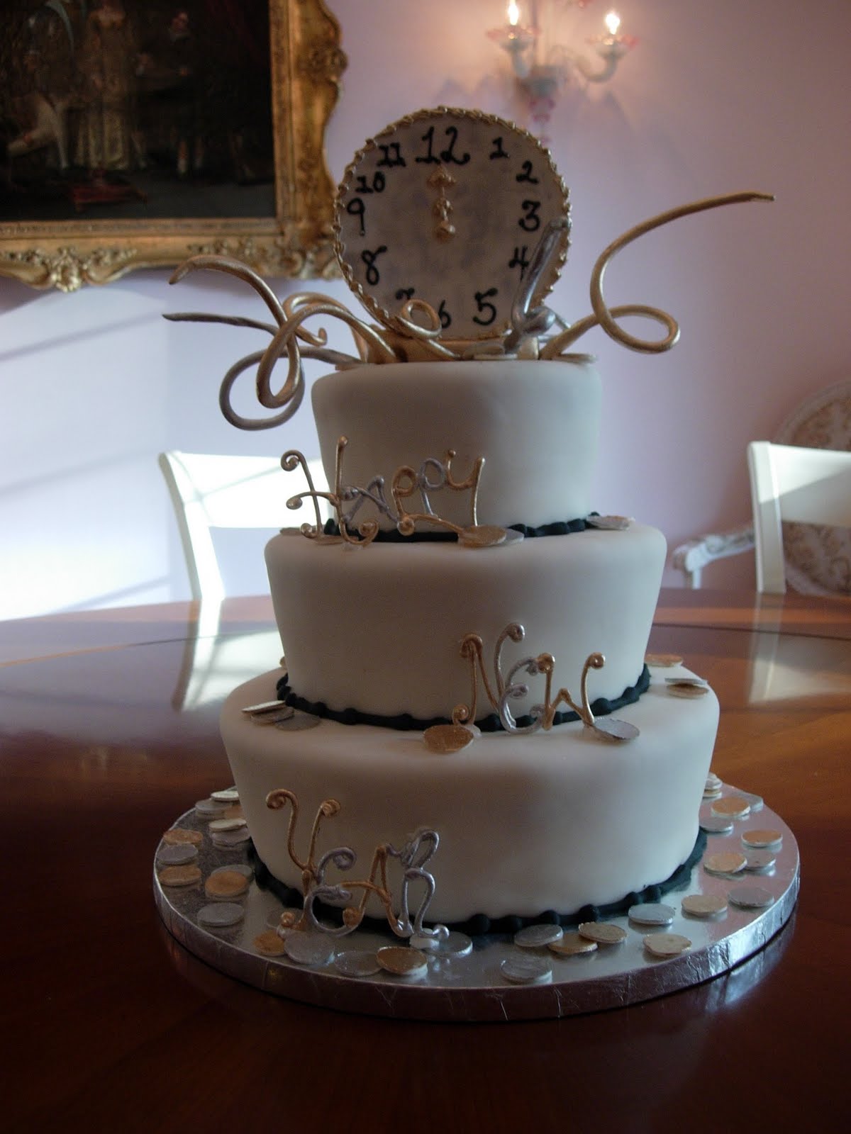 EYE CANDY New Year�s Eve CUP/CAKE(s) Inspiration