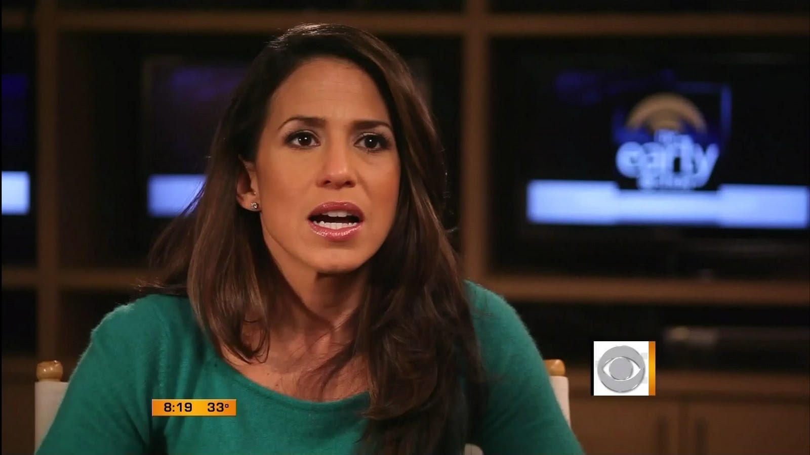 Marysol Castro debut on CBS Early Show - Sexy Leg Cross