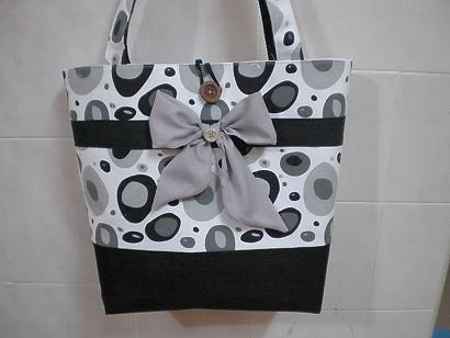[TOTEBAG1.JPG]