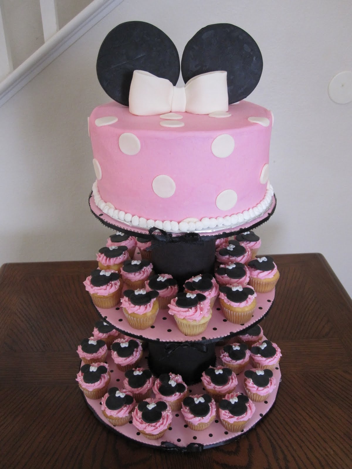 Baby Shower Cakes Minnie Mouse Cake Cupcakes & Stand