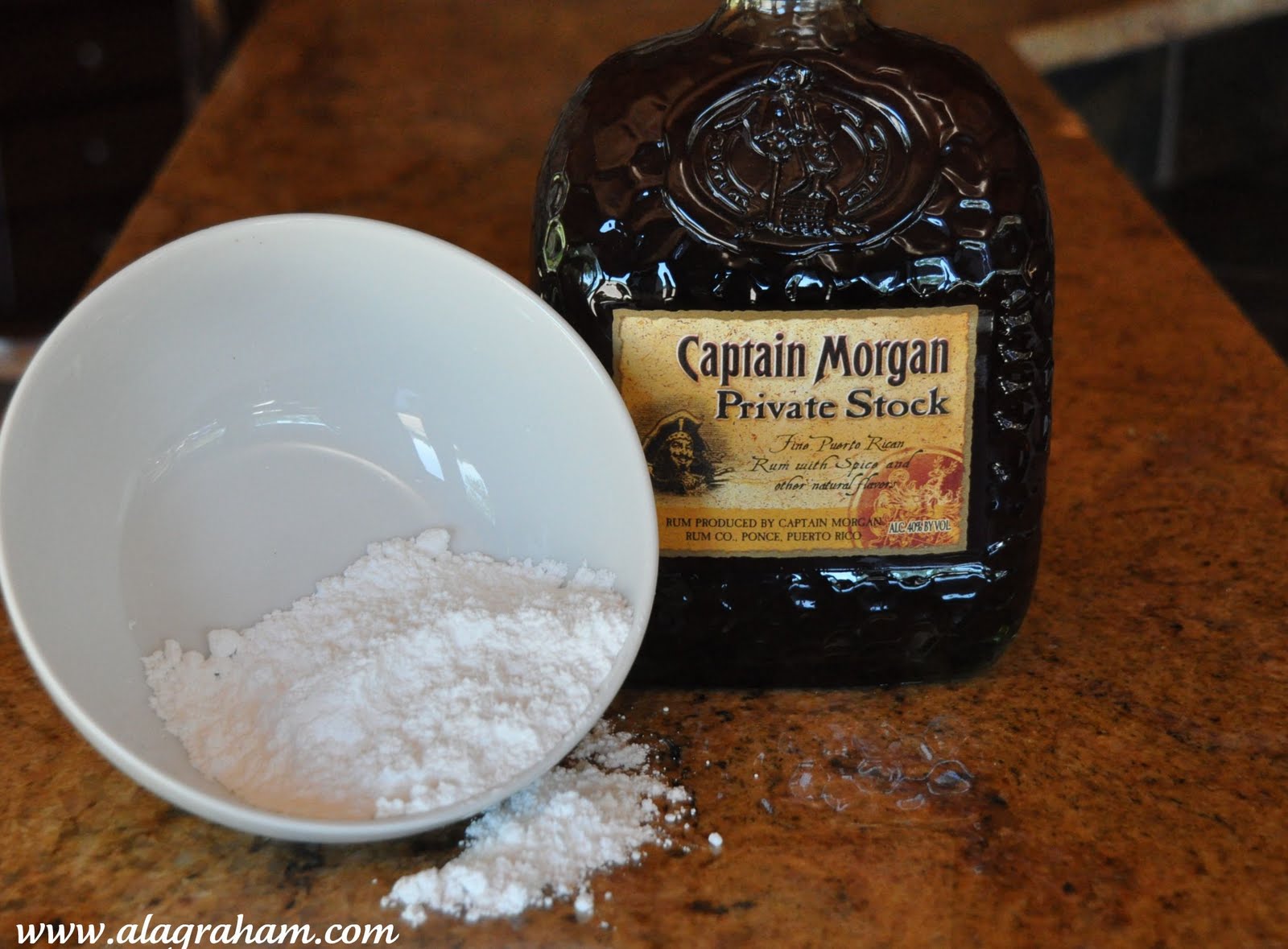 A LA GRAHAM MOLASSES SPICE COOKIES WITH DARK RUM GLAZE