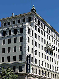 Pasadena CA lighthouse Bank of the West building (c) David Ocker