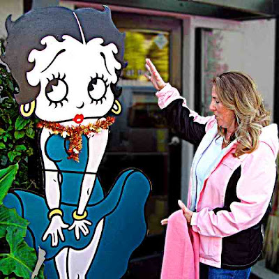 Betty Boop sign in San Luis Obispo