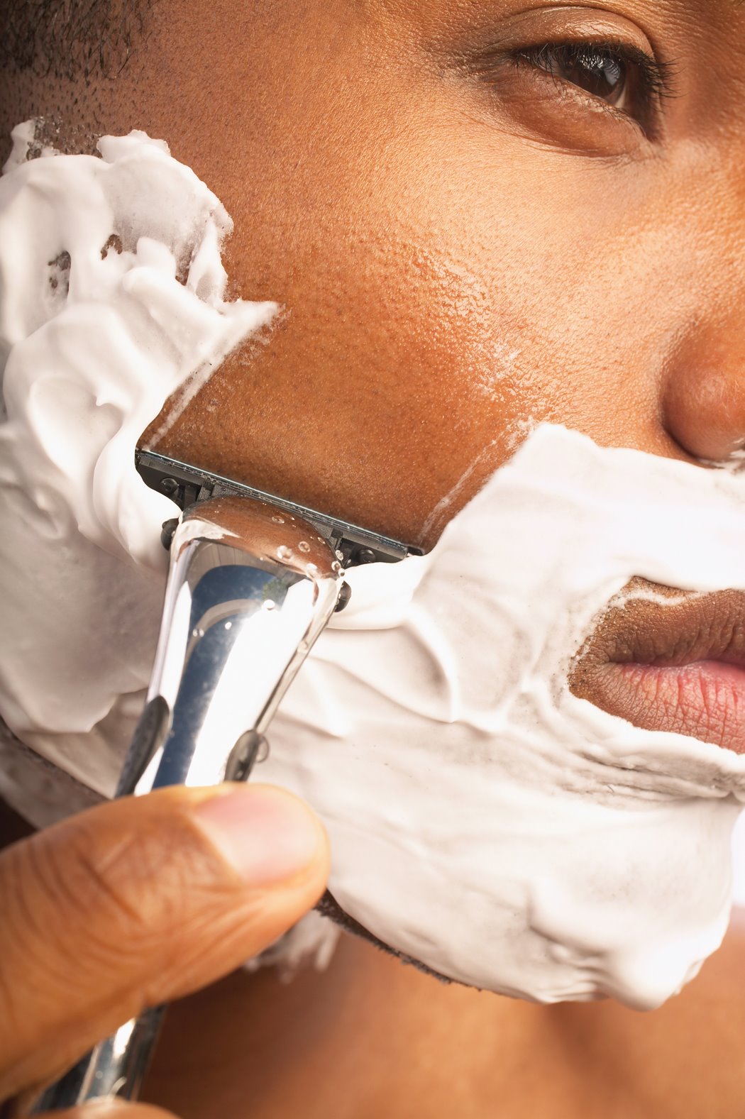 [Bump+Patrol+-+Shaving+with+Smooth+Moves.jpg]