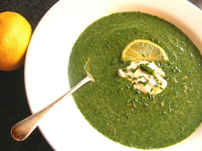 [spinachpeassoup.jpg]