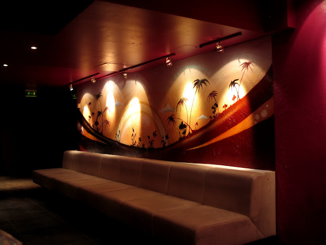 "the club" bar/ nightclub (helsinki 2008) spray paint