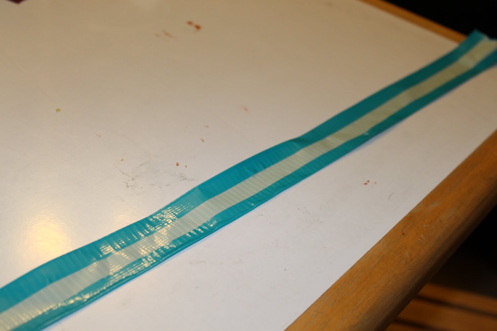 everydayMOM How to make a duct tape handbag