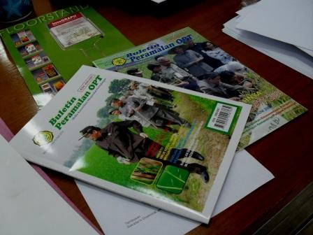 Contoh resensi di bidang biologi