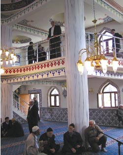 [THRAKI03-temenos-meleti.jpg]