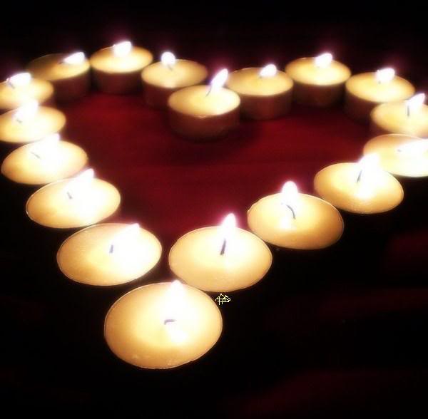 Valentine Wallpapers Heart Made With Candles Wallpapers, Candle Heart