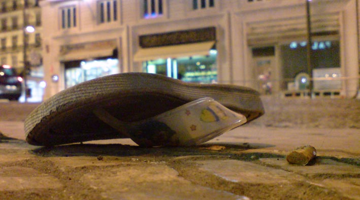 [chinelo+no+Rossio.jpg]