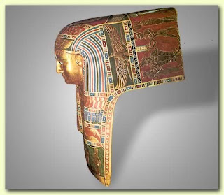 اثار فرعونية قديمة من المتحف المصري Painted,+Gold+Death-Mask+from+the+Ptolemaic+Period