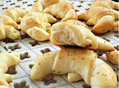 Cottage Cheese Crescents