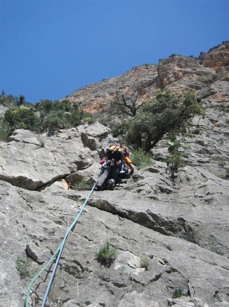 ESCALADA CLASICA: TERRADETS, ANGLADA - GUILLAMON 375 MTS. DIF. (V)