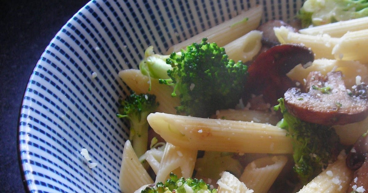Recipes by Rachel Rappaport Broccoli with Caramelized Pearl Onions Pasta