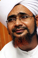 Al-Imam Al-’Arifbillah Al-Musnid Al-Hafizh Al-Mufassir Al-Habib Umar bin Muhammad bin Hafidh