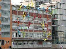 Climbers in Media Harbor, Dusseldorf