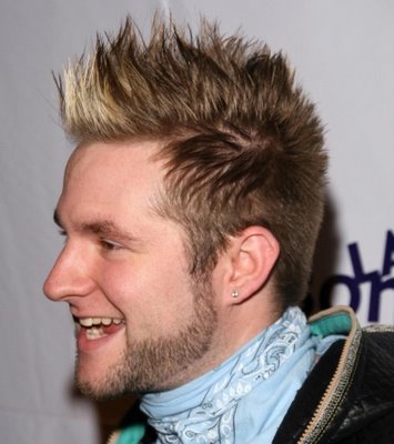 men with long hair 2010. hairstyles for long hair men. men with long hair 2010.