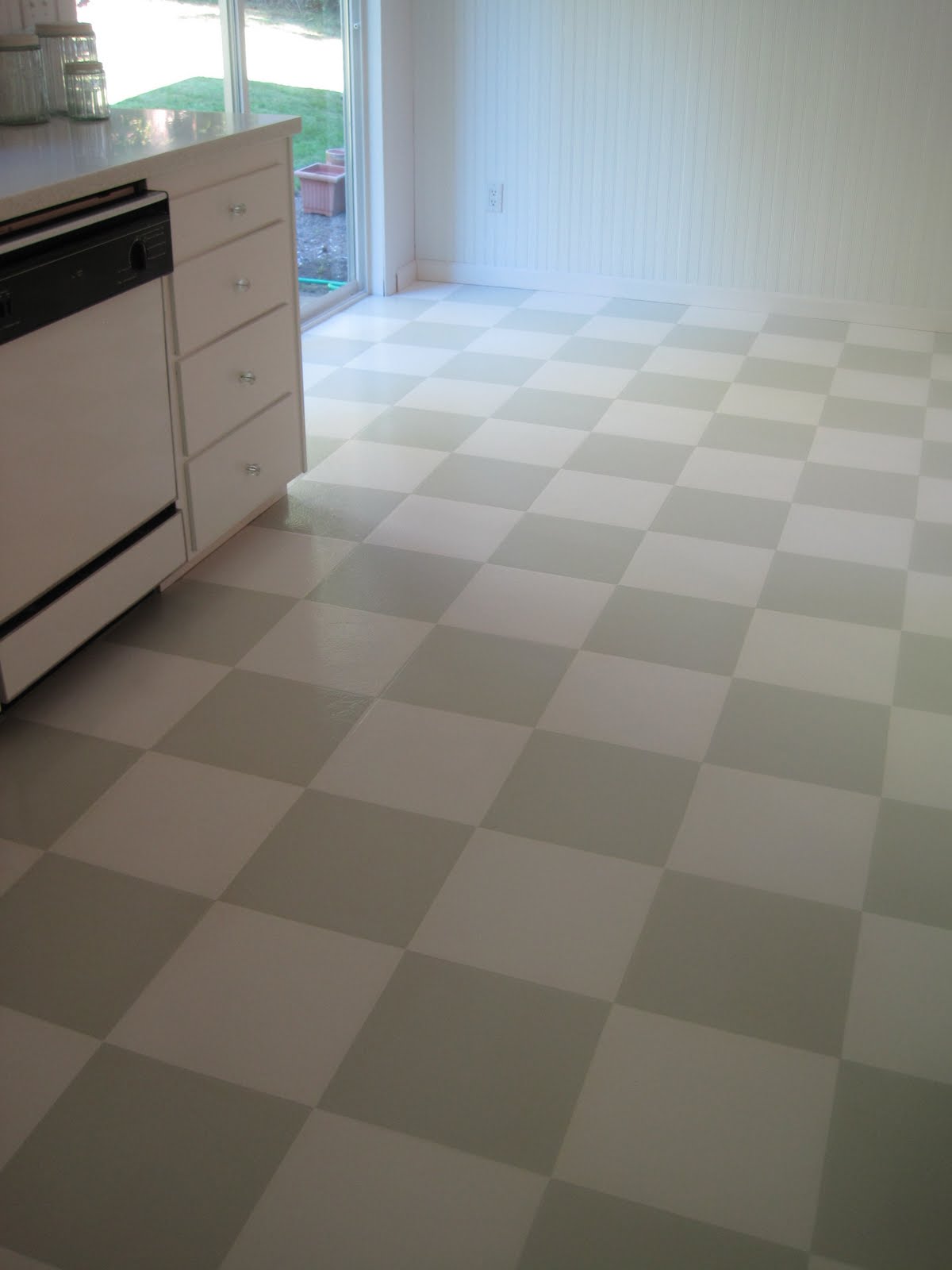 {Beautiful Nest} Painted Vinyl Floor