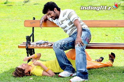 Tamil Movie Adhe Neram Adhe Idam - Jai and Vijaylakshmi
