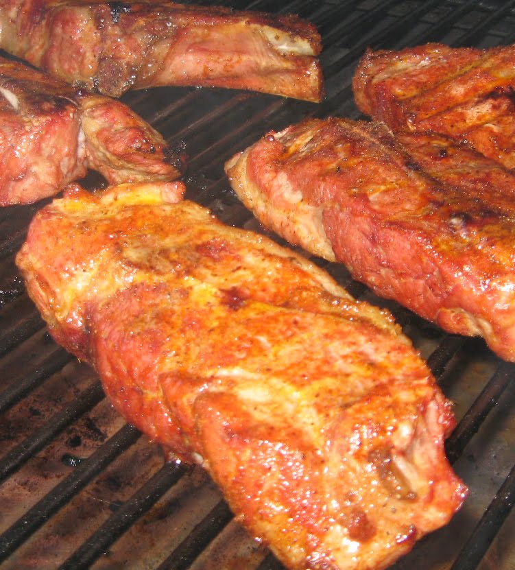 Barbecue Master Country Style Ribs and the New CharBroil Memphis Rub