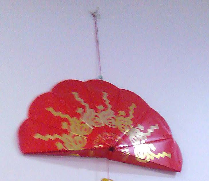Packet lanterns diy chinese thenewageparents parents age Red Packet Chinese Lanterns: How to make Chinese Lanterns using Red